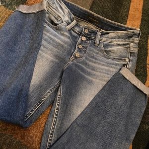 Silver jean company suki skinny crop